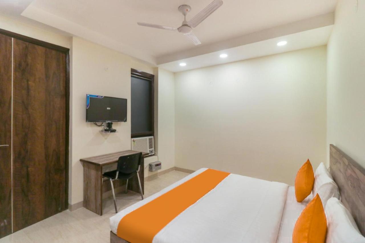 Fabhotel Comfort Residency II Gurgaon Bagian luar foto
