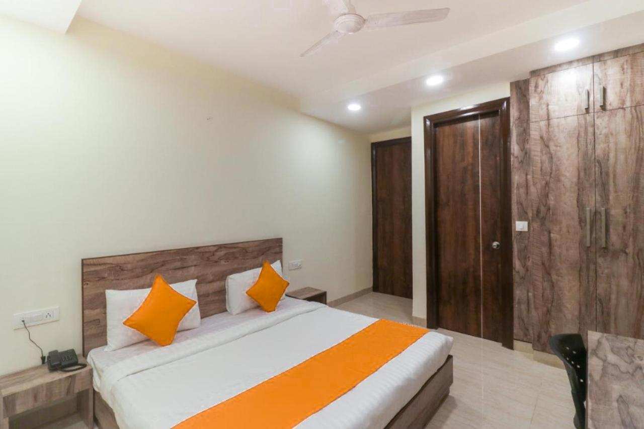 Fabhotel Comfort Residency II Gurgaon Bagian luar foto