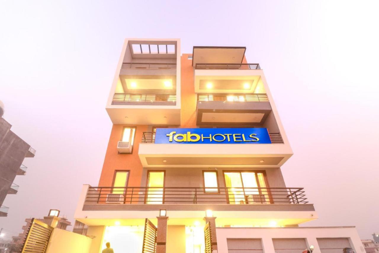 Fabhotel Comfort Residency II Gurgaon Bagian luar foto